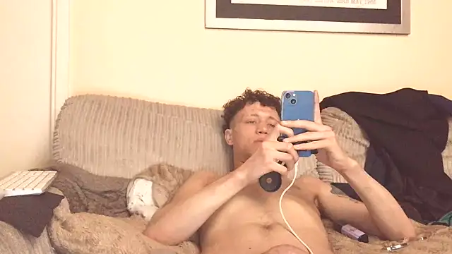 AdGibPrv Show in webcam
