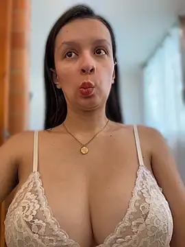 Soy_Sara7 Pertunjukan Webcam