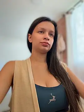 Soy_Sara7 Adlı Modelin Web Kamerası Şovu