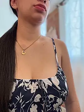 عرض كام Soy_Sara7