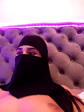 rremase_monroee76 Adlı Modelin Web Kamerası Şovu