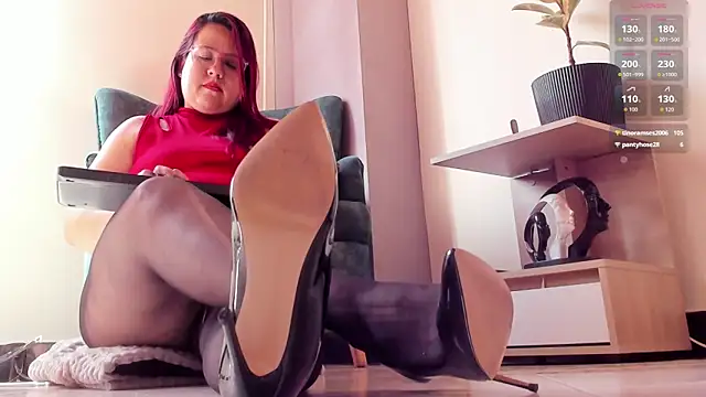 martina_soto: вебкам-шоу