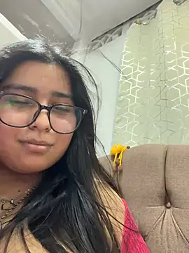 Онлайн чат XXX virginbrunette99