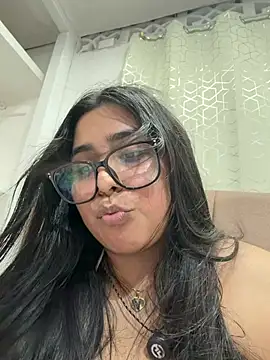 Chatroom XXX en direct de virginbrunette99