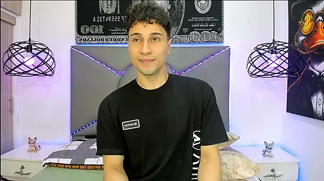 Show modela buddy_whitte na web-kameri