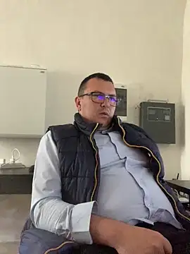 Mike8523 Adlı Modelin Web Kamerası Şovu