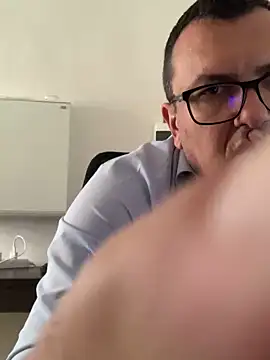 Mike8523 Show Webcam