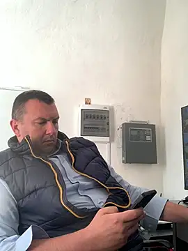 Mike8523 Pertunjukan Webcam