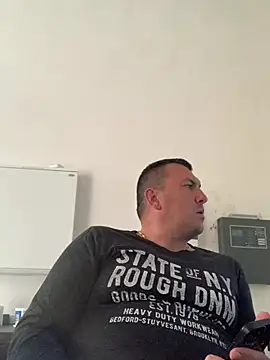 Mike8523 Show Webcam