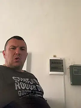 Mike8523 Show Webcam