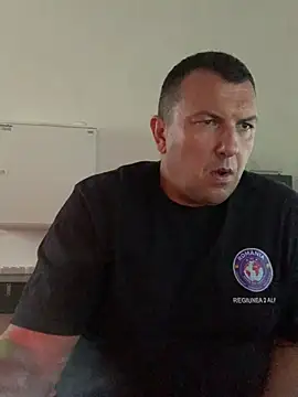 Mike8523 Webcam show