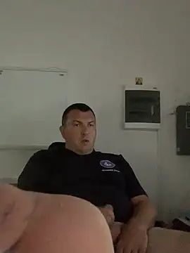 Mike8523 Pertunjukan Webcam