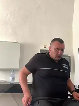 Mike8523 网络视讯表演