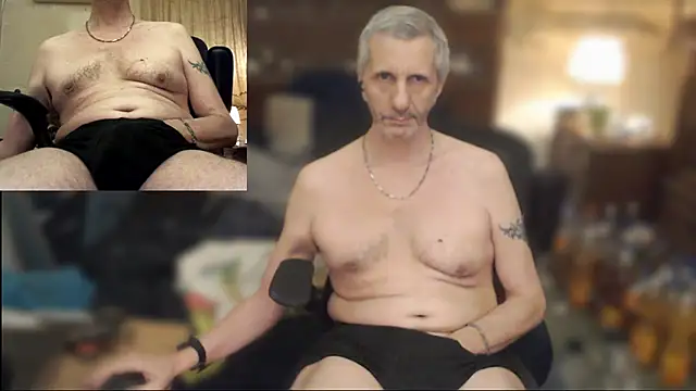 maxdaddy690 Webcam show