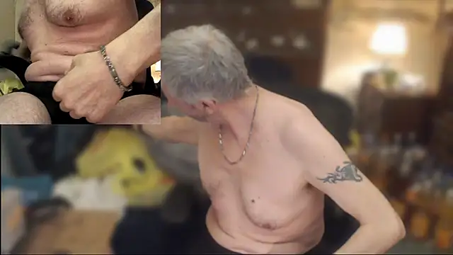 maxdaddy690 Show Webcam
