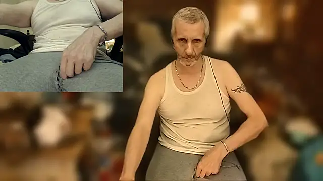 maxdaddy690 Show Webcam