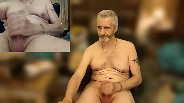 maxdaddy690 webcam show