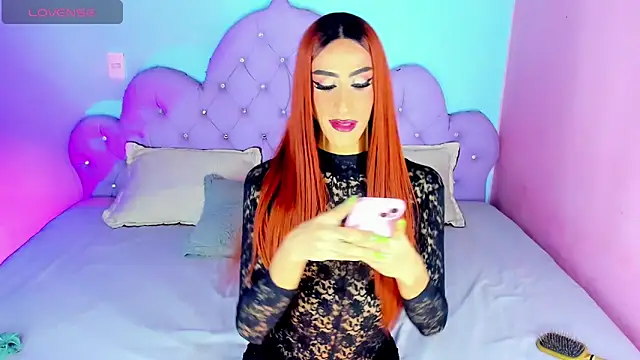 SexyJuliaa01: διαδικτυακό σόου στην κάμερα