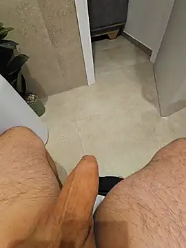 Mpinios Webcam Show