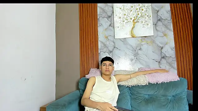 Pokazy przed kamerką – KING_OFF_BOYS