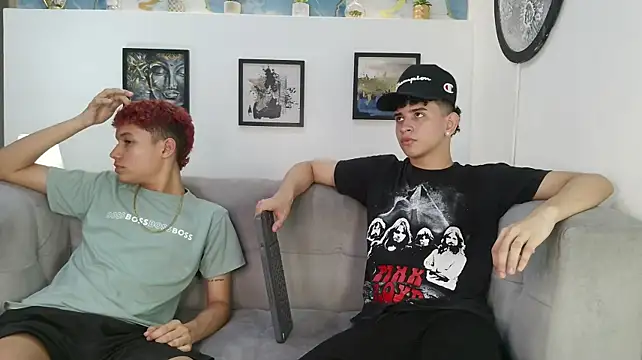 KING_OFF_BOYSn Webbikameraesitys