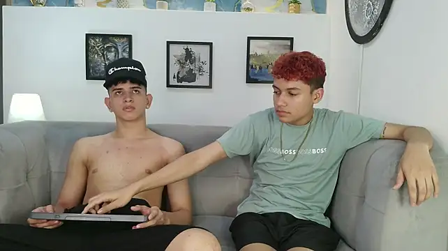 عرض كام KING_OFF_BOYS