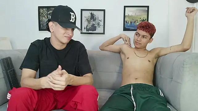 KING_OFF_BOYS webcam show