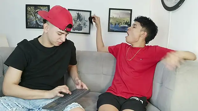 KING_OFF_BOYS' Webcam Show