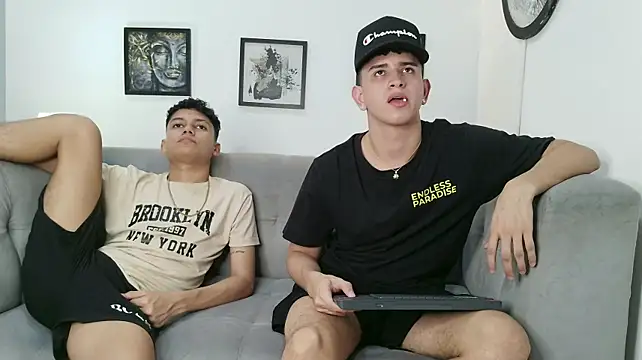 KING_OFF_BOYSn Webbikameraesitys