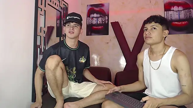 KING_OFF_BOYSn Webbikameraesitys