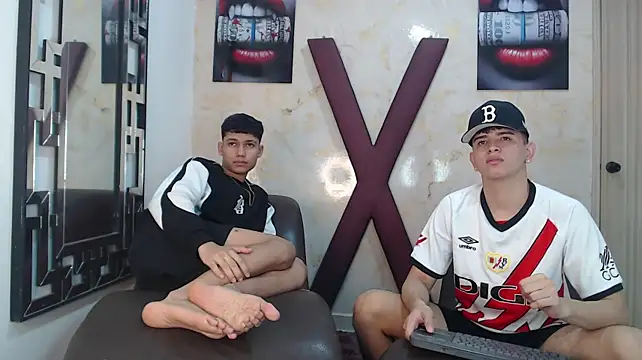 KING_OFF_BOYS Webcam Show