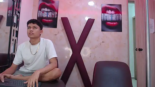 KING_OFF_BOYS Webcam-Show