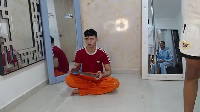 KING_OFF_BOYS Webcamshow