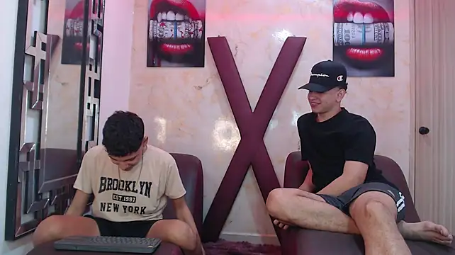 عرض كام KING_OFF_BOYS