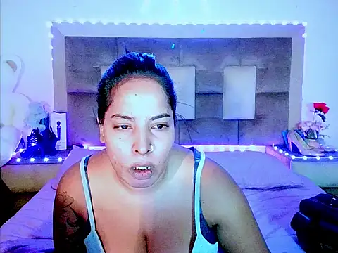 Chat XXX ao vivo de indiantopaz694u