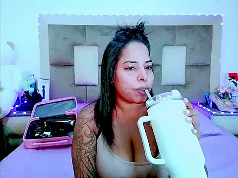 הופעת וובקאם של indiantopaz694u