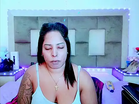 indiantopaz694u's Webcam Show
