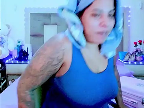 indiantopaz694u Chat XXX live