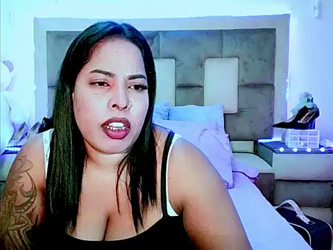 Czat XXX na żywo – indiantopaz694u