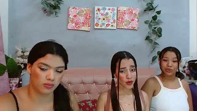 הופעת וובקאם של Alma_Meza