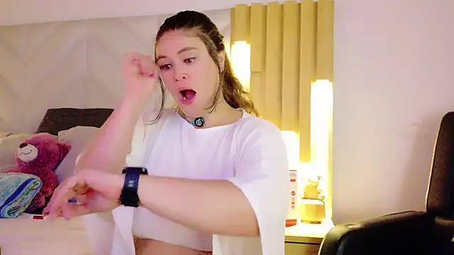 Anaise_latif Adlı Modelin Canlı Sohbet Odası