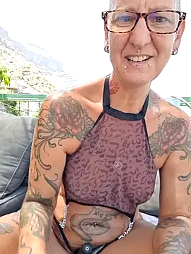 Emma_Milf25 Webcamshow