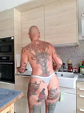 Emma_Milf25: вебкам-шоу