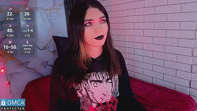 MaeveKuro – webcam-show