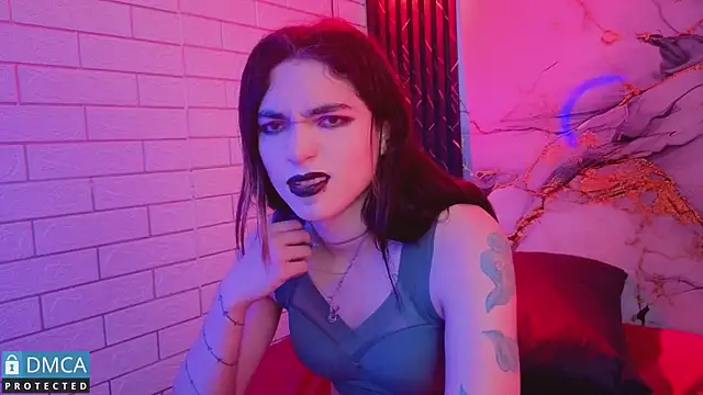 MaeveKuro Webcam-Show
