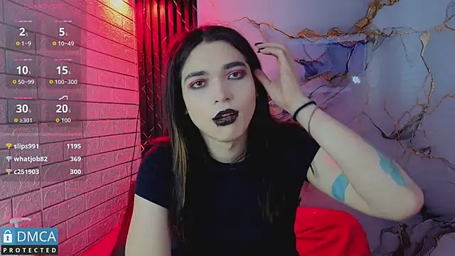 MaeveKuro Show Webcam