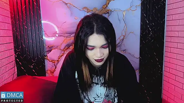 MaeveKuro 网络视讯表演