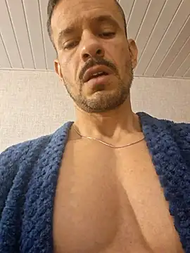 juniortche1313 – webcam-show