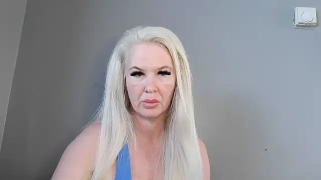 Chat +18 de GymBunny_Grace ao vivo