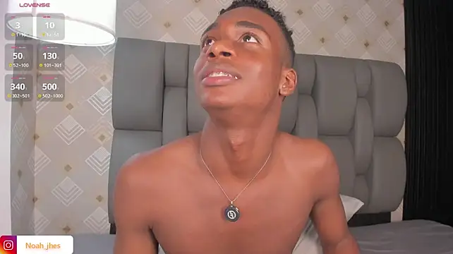 noah_johes webkamerás műsora